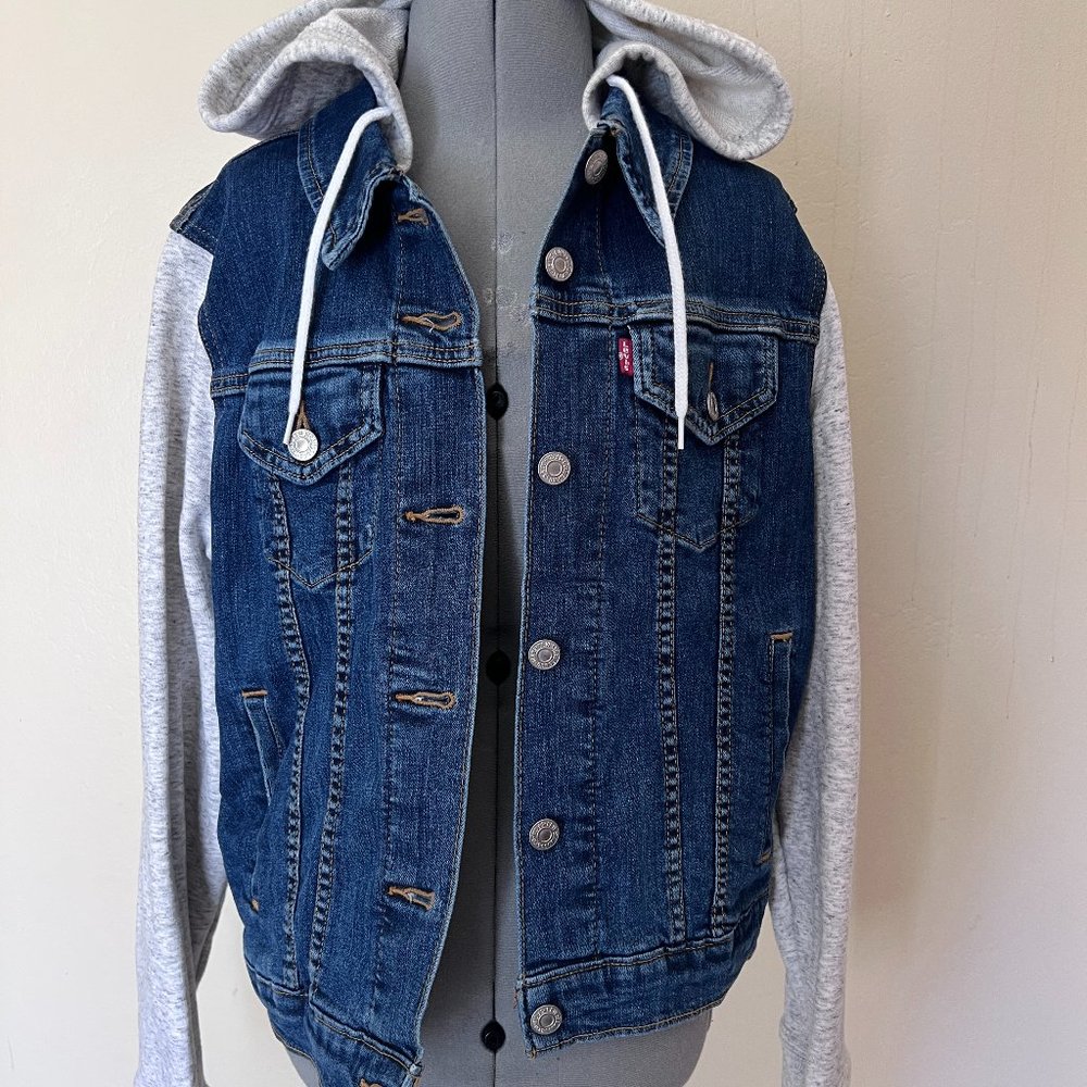 Levi’s Hybrid Trucker Jacket